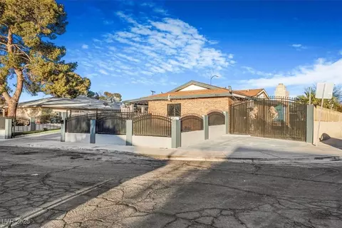 5162 Woodruff Pl, Las Vegas, NV 89120