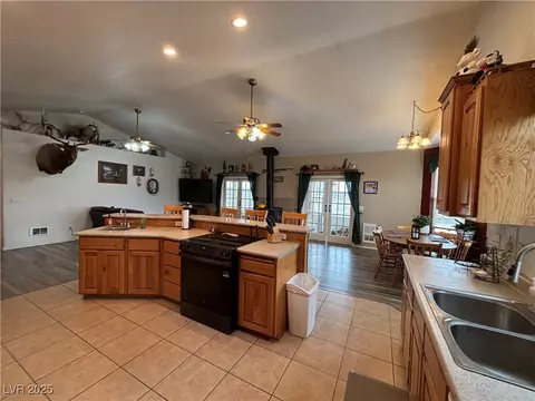 Kitchen - 889 E 308th South St, Ely, NV 89301 photo 3 of 3