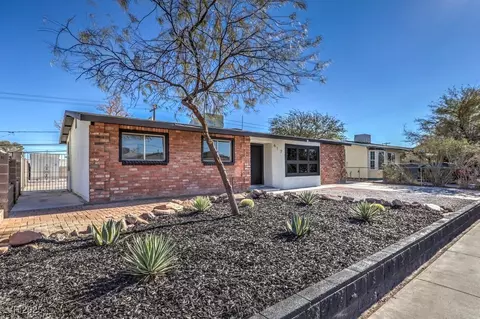 617 Carpenter Dr, Las Vegas, NV 89107