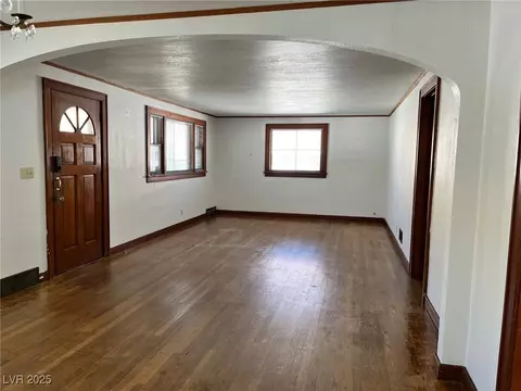 Living - 971 Lyons Ave, Ely, NV 89301 photo 1 of 4
