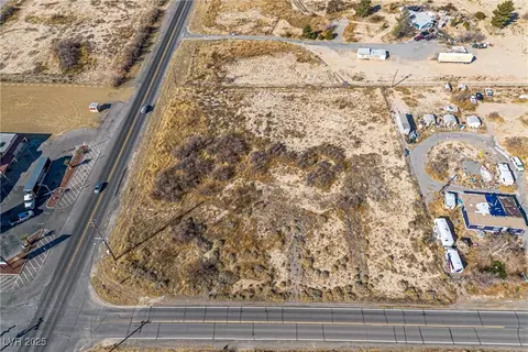 6970 Quarter Horse Ave, Pahrump, NV 89061