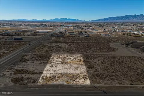 2951 E Dandelion St, Pahrump, NV 89048