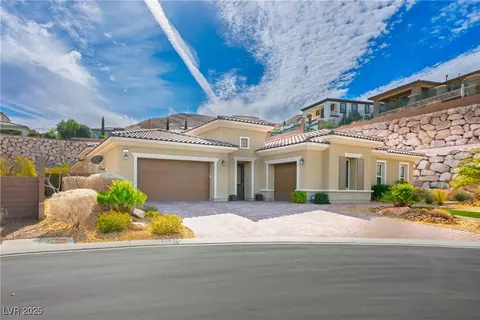 1 Grand Masters Dr, Las Vegas, NV 89141