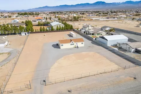 1100 E Gamebird Rd, Pahrump, NV 89048