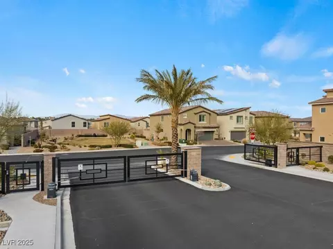 7462 Dragonfruit Ave, Las Vegas, NV 89113