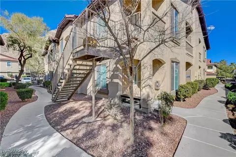 3360 Cactus Shadow St #102, Las Vegas, NV 89129