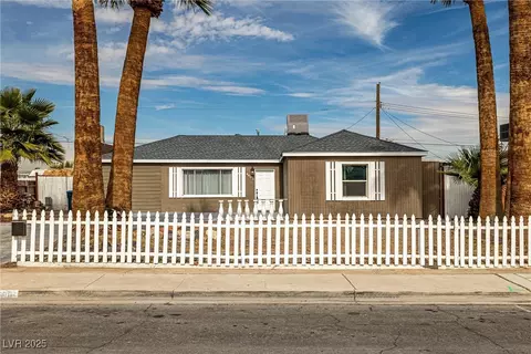4606 Cory Pl, Las Vegas, NV 89107