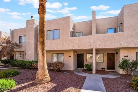 2667 Aracatuba Ave, Las Vegas, NV 89121