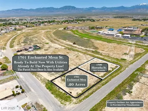 1701 S Enchanted Mesa St, Pahrump, NV 89048