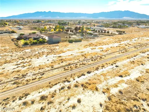 661 Blackhorn St, Pahrump, NV 89048