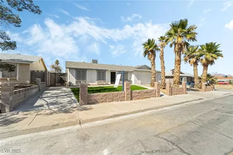 436 Bell Ave, Henderson, NV 89015 photo 2