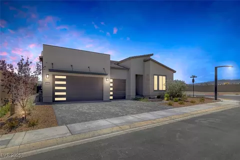 10065 Auburn Rose Ave, Las Vegas, NV 89143