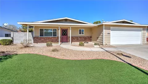524 8th St, Boulder City, NV 89005