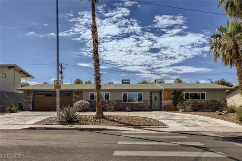 3543 Algonquin Dr, Las Vegas, NV 89169