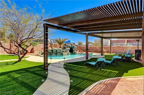 6689 Sparks Ave, Las Vegas, NV 89142