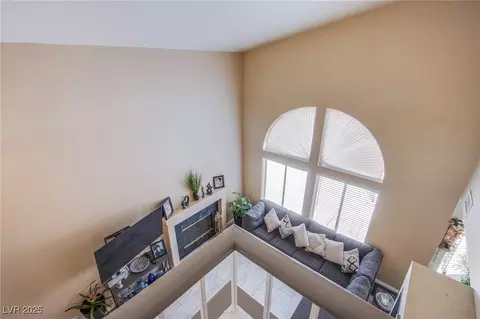 1933 Orchard Valley Dr, Las Vegas, NV 89142