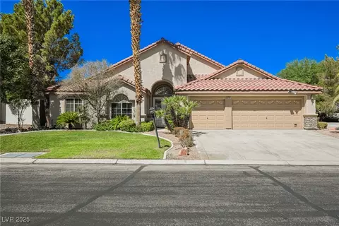 9725 La Cienega St, Las Vegas, NV 89183