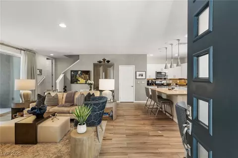 11256 Rainbow Peak Ave #207, Las Vegas, NV 89135