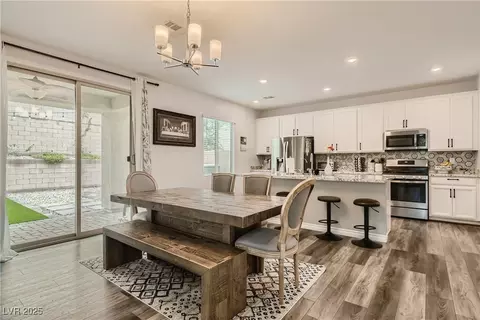 8125 Skye Vineyard Dr, Las Vegas, NV 89166
