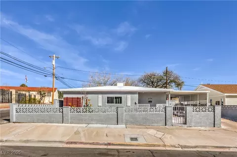 513 Elm St, Boulder City, NV 89005