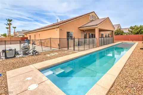 172 Turtle Ridge Ave, Las Vegas, NV 89183