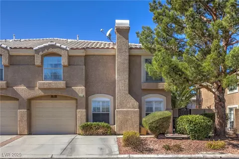 9655 Idle Spurs Dr, Las Vegas, NV 89123