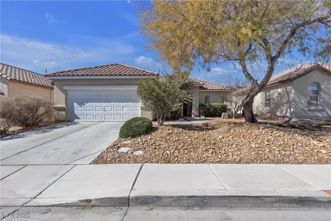 5323 Farley Feather Ct, North Las Vegas, NV 89031