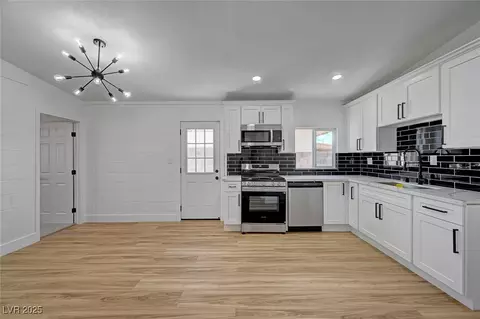2512 Taylor Ave, North Las Vegas, NV 89030