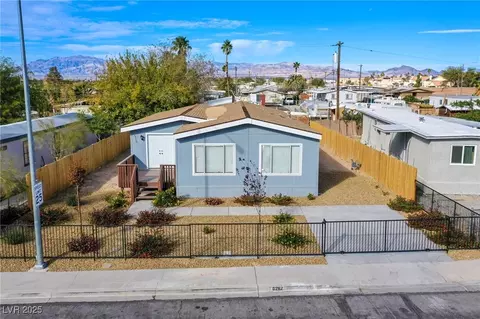 6262 Glacier Ave, Las Vegas, NV 89156