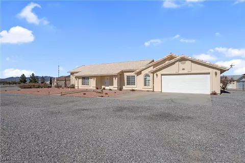240 Ember St, Pahrump, NV 89048