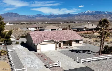 2080 Mount Charleston Dr, Pahrump, NV 89048