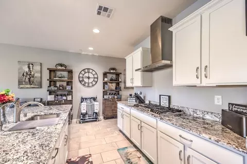 Kitchen - 1859 Hatfields Ct, Henderson, NV 89044 photo 4 of 4