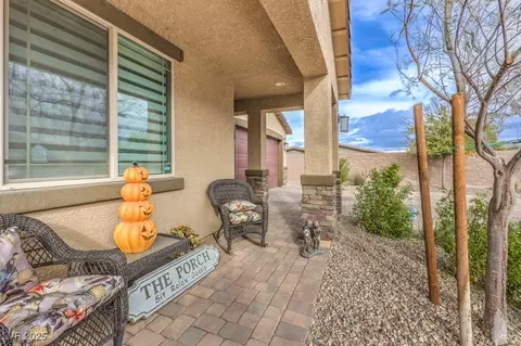 Exterior - 1859 Hatfields Ct, Henderson, NV 89044 photo 4 of 5