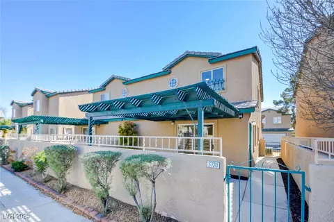 5720 Ritter Ln, Las Vegas, NV 89118