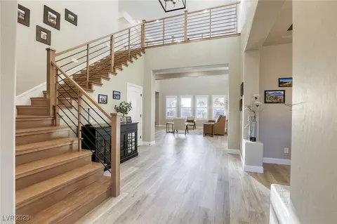2737 Josephine Dr, Henderson, NV 89044