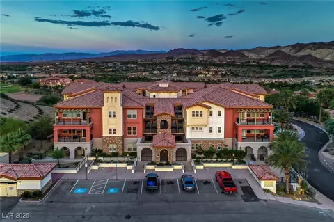 64 Strada Principale #201, Henderson, NV 89011
