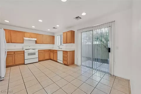 6058 Ambleshire Ave, Las Vegas, NV 89139