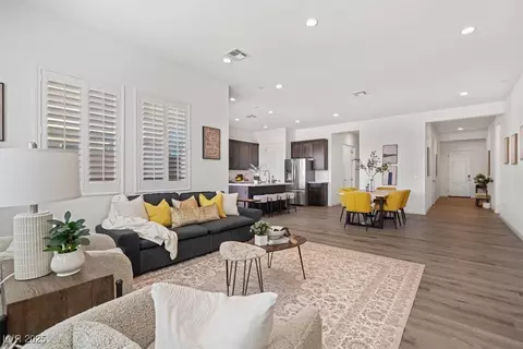 9032 Skye Canyon Ranch St, Las Vegas, NV 89166