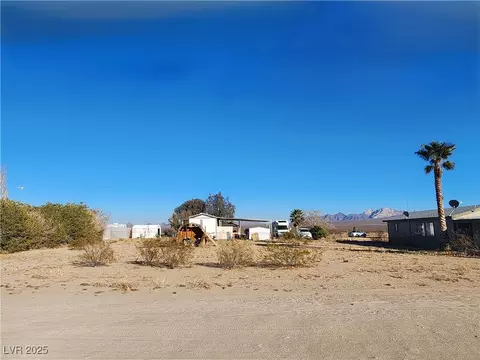41 Comanche Trl, Cal Nev Ari, NV 89039
