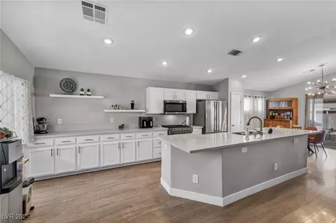 1104 Christopher View Ave, North Las Vegas, NV 89032