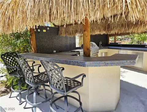 8175 Arville St #48, Las Vegas, NV 89139