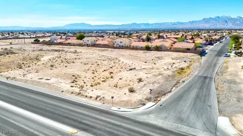 01 Simmons, North Las Vegas, NV 89032