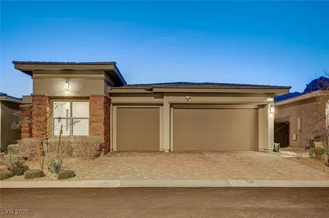 463 Harmony Bay Ave, Las Vegas, NV 89138
