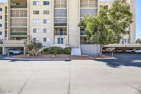 745 N Royal Crest Cir #158, Las Vegas, NV 89169