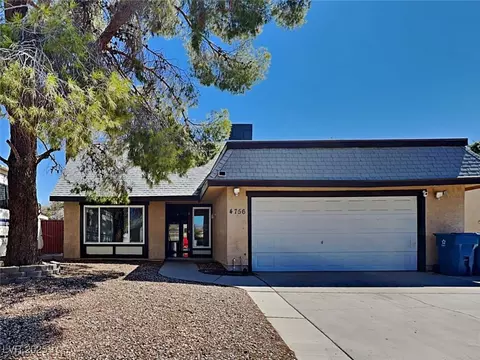 4756 Lake Pl, Las Vegas, NV 89147