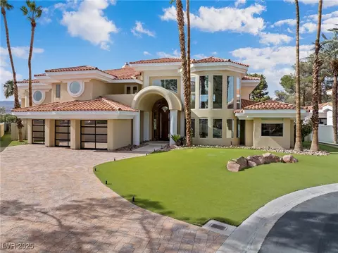 42 Sawgrass Ct, Las Vegas, NV 89113