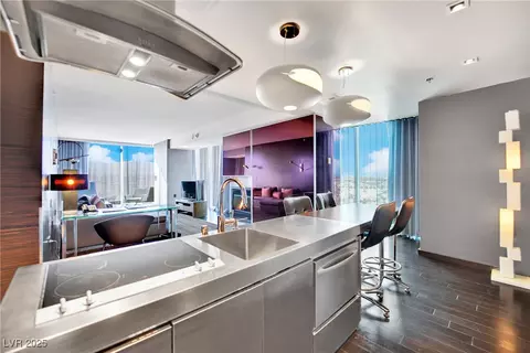 4381 W Flamingo Rd #1901, Las Vegas, NV 89103