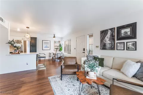 3044 Casey Dr #101, Las Vegas, NV 89120