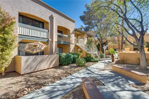 5138 S Jones Blvd #207, Las Vegas, NV 89118