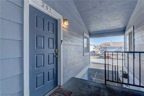 5345 Silvermist Ct #203, Las Vegas, NV 89122